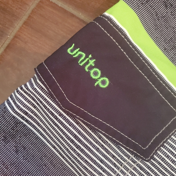 Mens unitop swimming shorts size 38 in black green and red - Picture 2 of 4